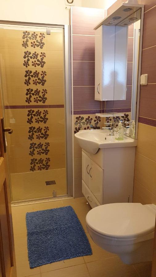Keller Apartmanok Hajduszoboszlo Bagian luar foto