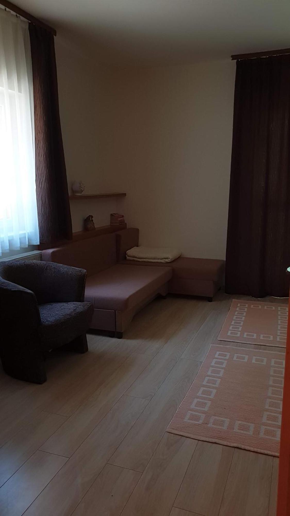 Keller Apartmanok Hajduszoboszlo Ruang foto